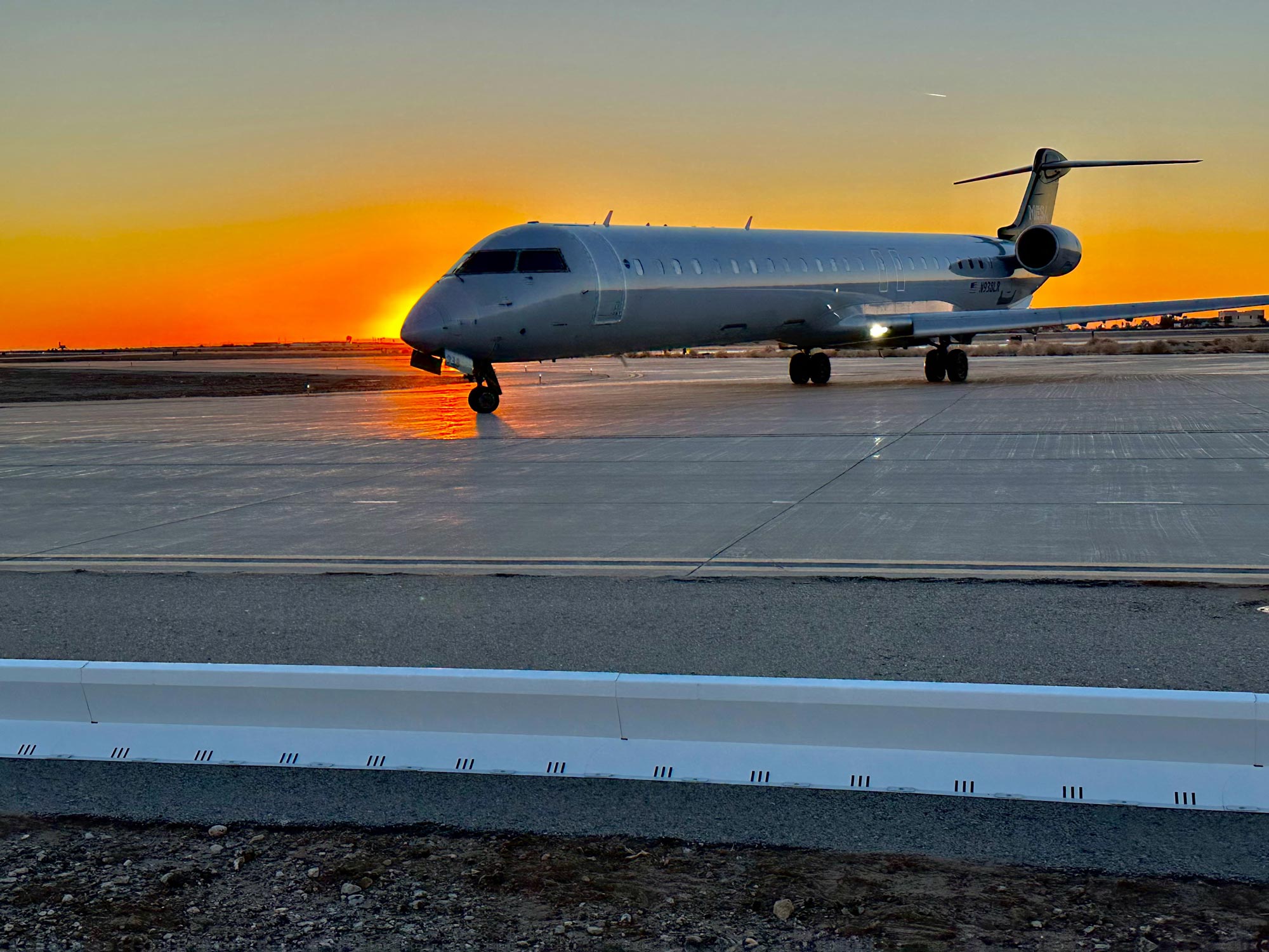 Airport ground safety equipment - retractable FOD barrier for runway protection
